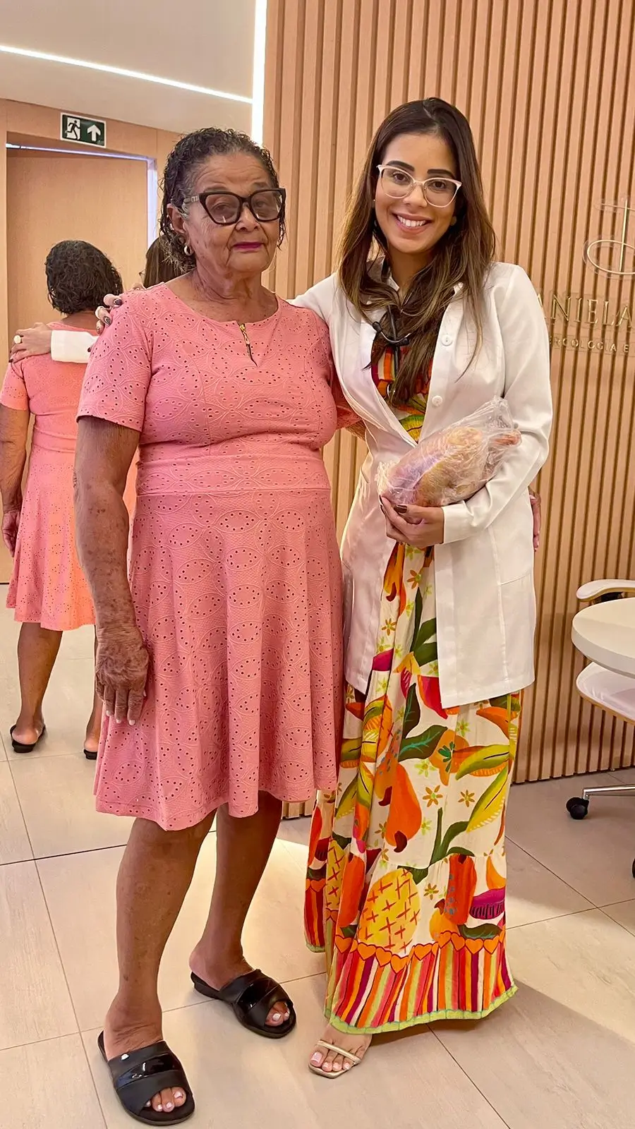 Paciente idosa com Dra. Daniela